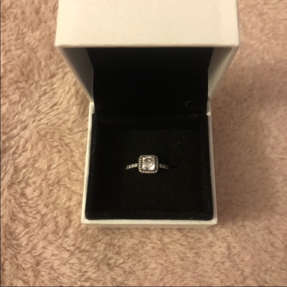 Pandora  Silver Timeless Elegance Ring